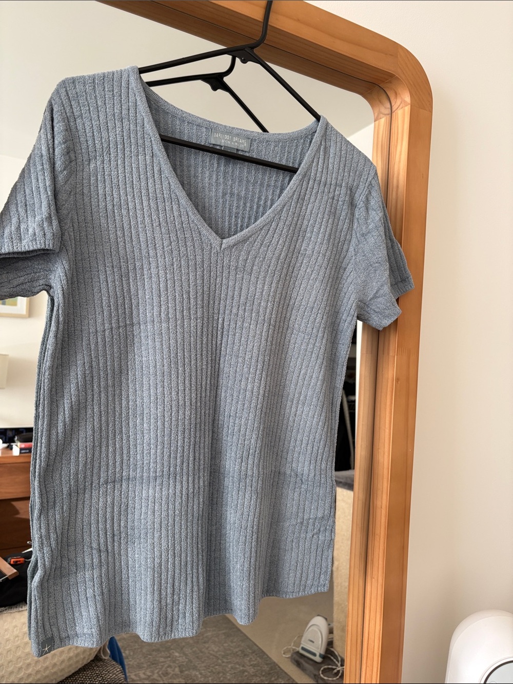 Barefoot Dreams Short Sleeve Ribbed V-Neck Top - Gray